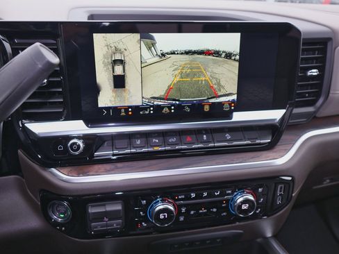 New 2026 GMC Sierra 2500 SLT w/ SLT Premium Package image 19