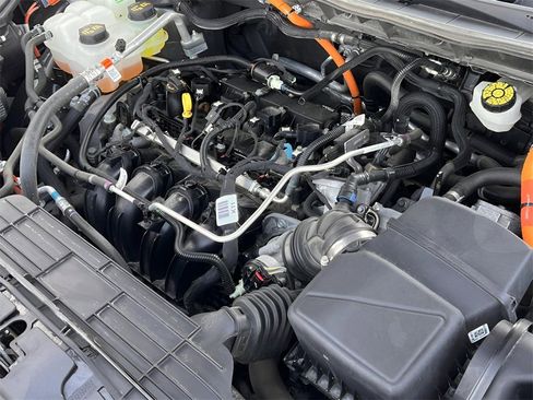 Used 2022 Ford Escape SEL image 32