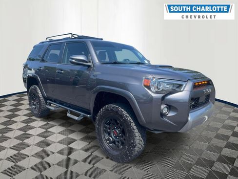 Used 2023 Toyota 4Runner TRD Off-Road Premium w/ Moonroof Package AWD/4WD image 3