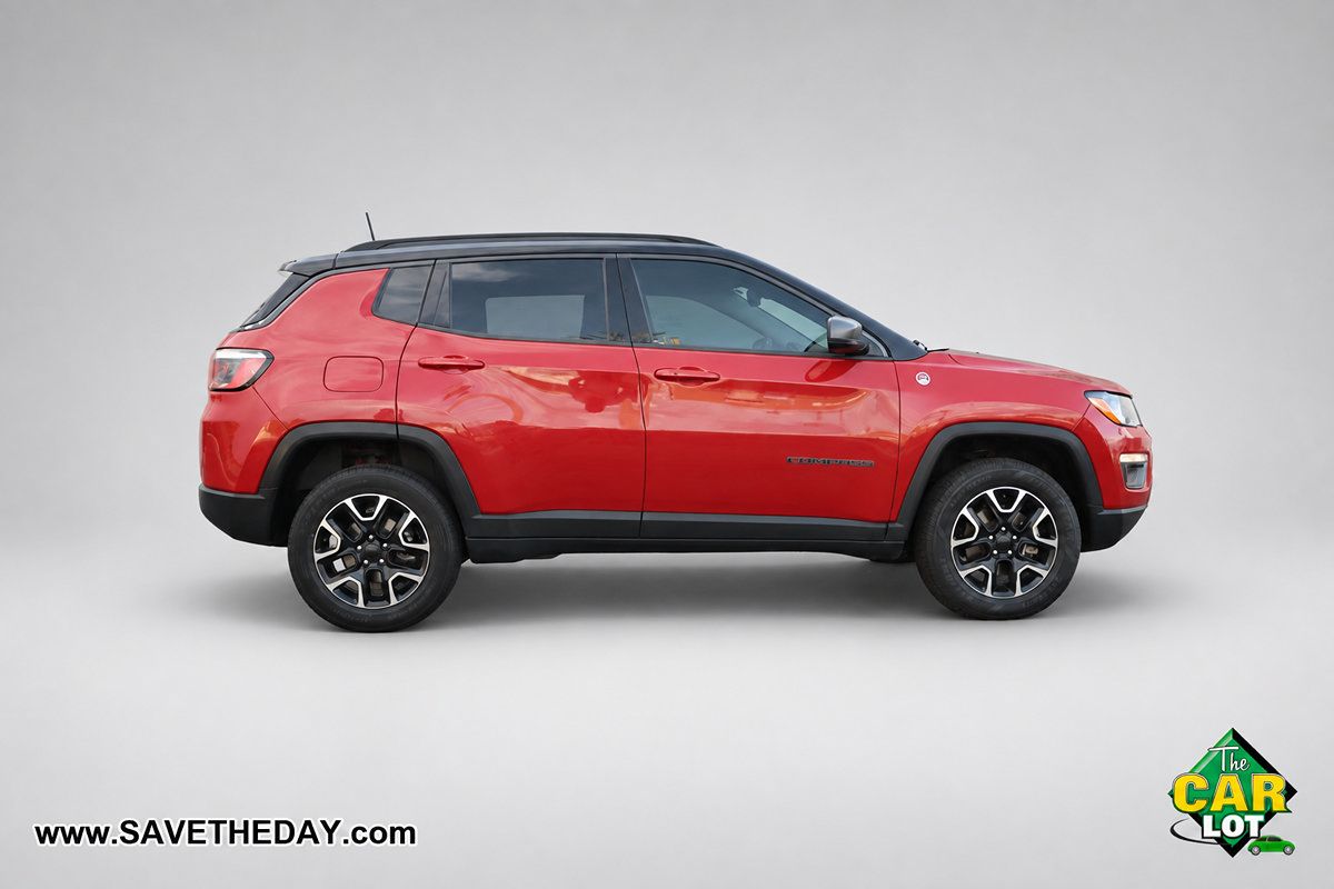 Used 2021 Jeep Compass Trailhawk w/ Convenience Group AWD/4WD image 9