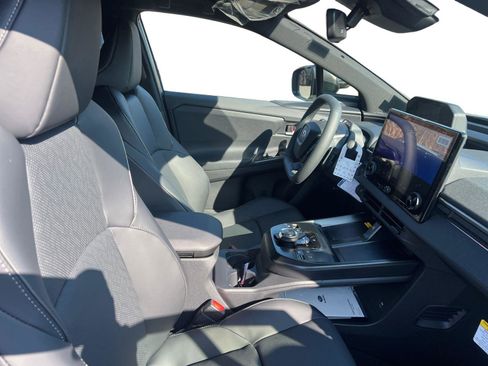 New 2026 Subaru Solterra image 15