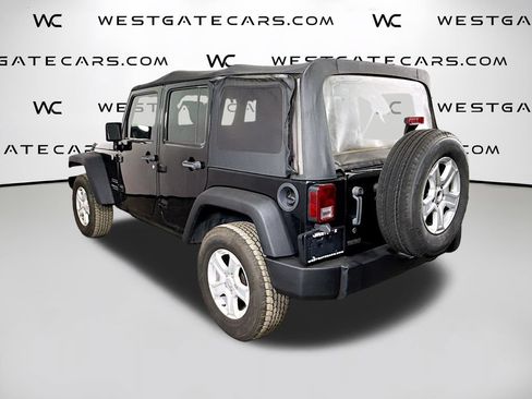 Used 2017 Jeep Wrangler Unlimited Sport w/ Connectivity Group AWD/4WD image 5