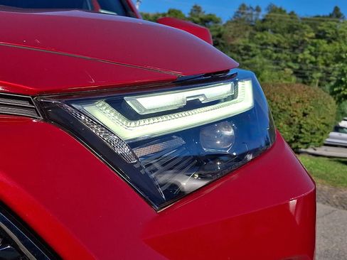 Used 2023 Toyota RAV4 SE w/ Weather & Moonroof Package AWD/4WD image 11