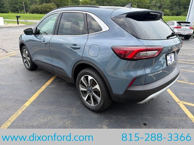 Used 2023 Ford Escape Platinum AWD/4WD image 7