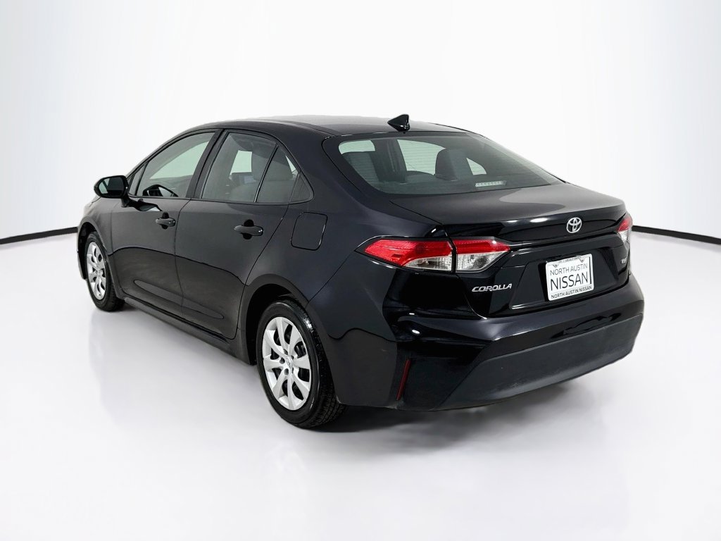Used 2024 Toyota Corolla LE FWD image 5