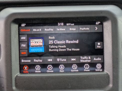 Used 2021 Jeep Wrangler Unlimited Sport image 19