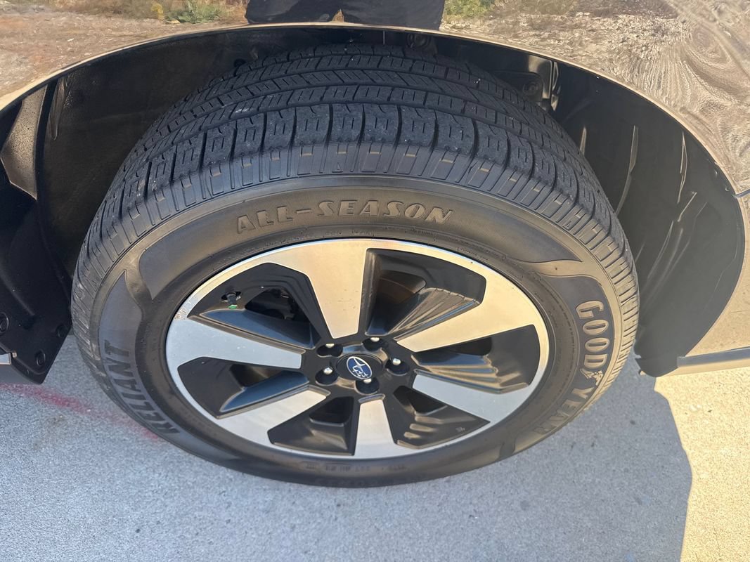 Used 2017 Subaru Forester 2.5i Limited AWD/4WD image 20