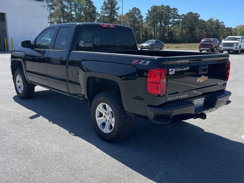 Used 2018 Chevrolet Silverado 1500 LT w/ All Star Edition image 3