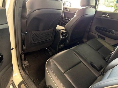 Used 2022 Kia Sportage SX FWD image 10