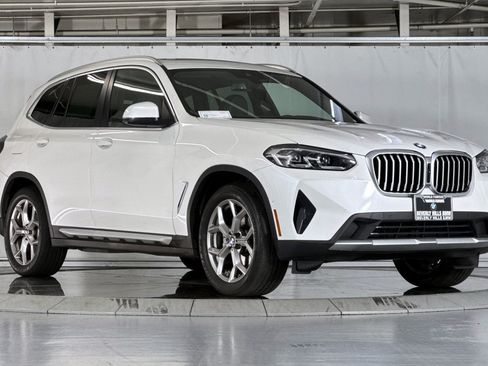 Used 2023 BMW X3 sDrive30i w/ Premium Package RWD image 7