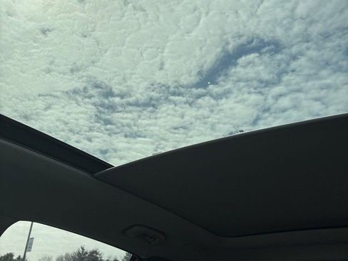 Used 2022 Chevrolet Equinox LT image 13