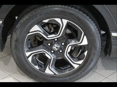 Used 2018 Honda CR-V Touring image 11