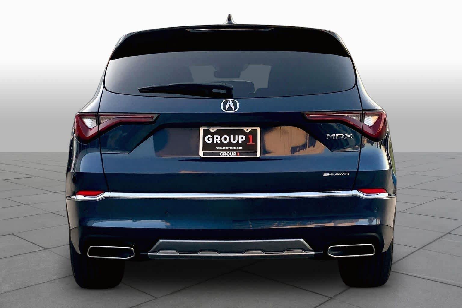 Used 2025 Acura MDX w/ Technology Package AWD/4WD image 5