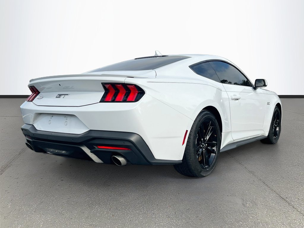 Used 2024 Ford Mustang GT RWD image 7