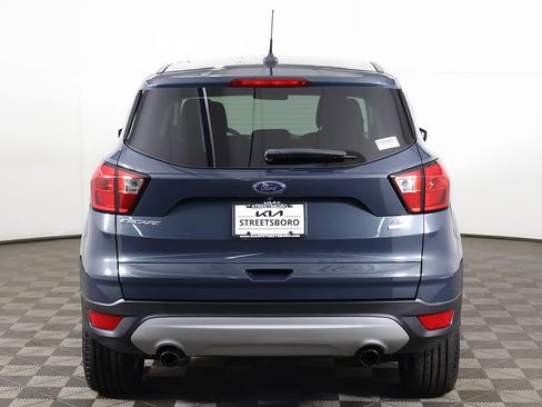 Used 2019 Ford Escape SE FWD image 9