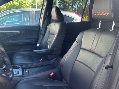 Used 2023 Honda Passport TrailSport image 10