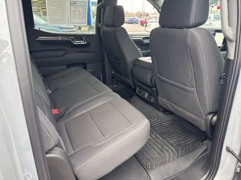 Used 2024 Chevrolet Silverado 1500 LT image 22