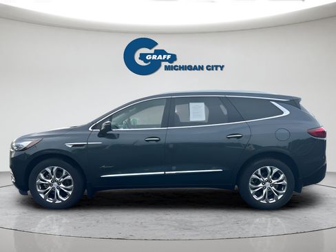 Used 2019 Buick Enclave Avenir w/ Avenir Technology Package AWD/4WD image 2