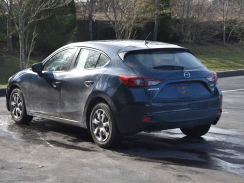 Used 2016 MAZDA MAZDA3 i Sport image 5