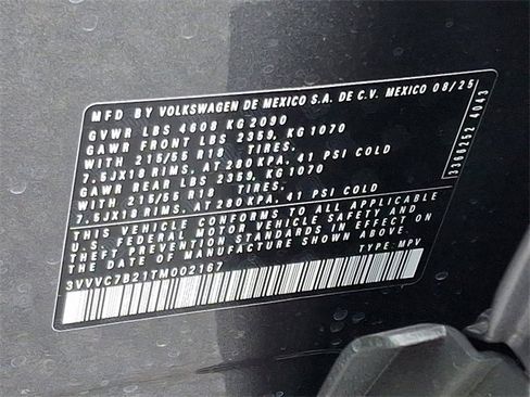 New 2026 Volkswagen Taos SE image 11