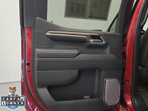 Used 2024 Chevrolet Silverado 1500 High Country w/ Technology Package AWD/4WD image 28