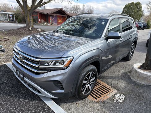 Used 2022 Volkswagen Atlas SE image 3