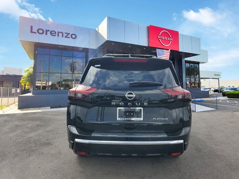 New 2025 Nissan Rogue Platinum w/ Platinum Premium Package image 5
