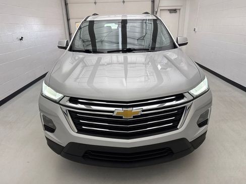 Used 2022 Chevrolet Traverse LT AWD/4WD image 2