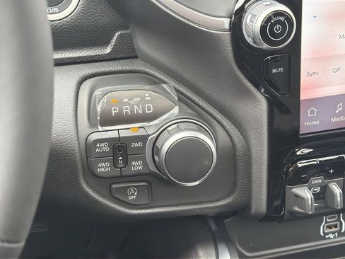 New 2025 RAM 1500 Big Horn AWD/4WD image 22