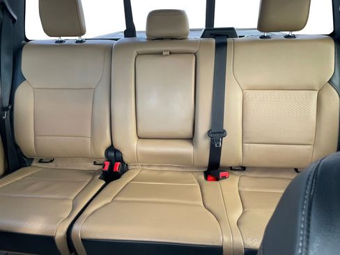 Used 2022 Ford F150 Lariat image 16