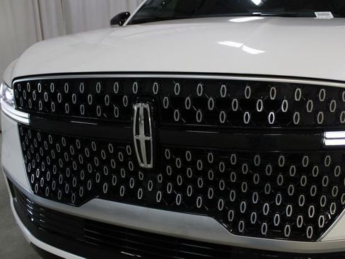 New 2026 Lincoln Navigator Reserve AWD/4WD image 62