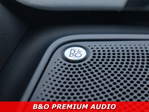 Used 2023 Ford Bronco Badlands image 27