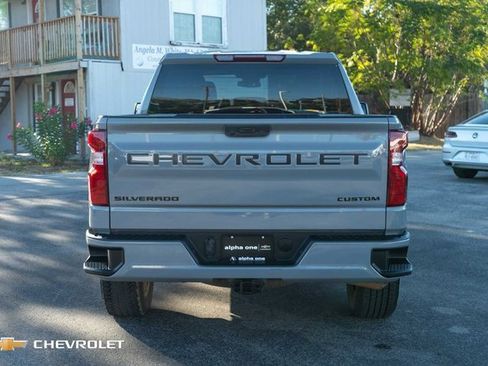 Used 2024 Chevrolet Silverado 1500 Custom w/ Turbomax Blackout Package image 7