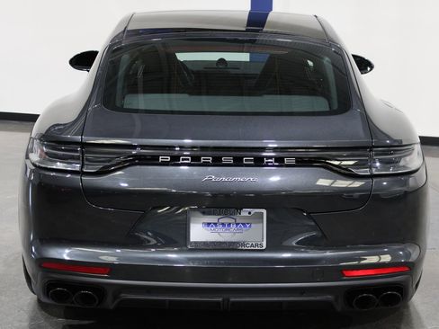 Used 2023 Porsche Panamera Platinum Edition image 12