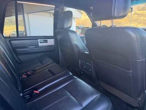 Used 2016 Ford Expedition XLT w/ Equipment Group 202A image 13