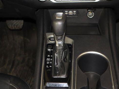 Used 2022 Nissan Altima 2.5 SV FWD image 27