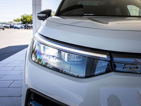 New 2026 Volkswagen Tiguan SE R-Line FWD image 6