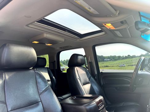 Used 2012 GMC Yukon Denali image 25