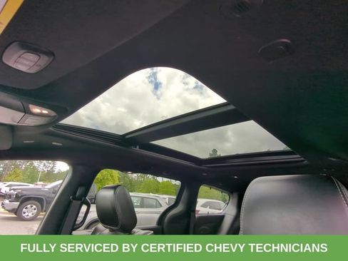 Used 2025 Chrysler Pacifica Limited FWD image 37