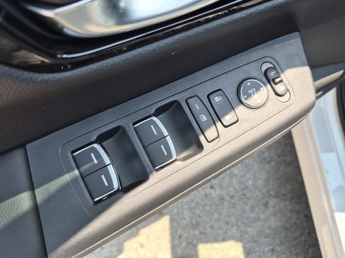 Used 2026 Honda CR-V EX-L image 11