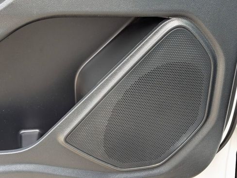 Used 2023 Ford Explorer Limited w/ Equipment Group 301A image 14