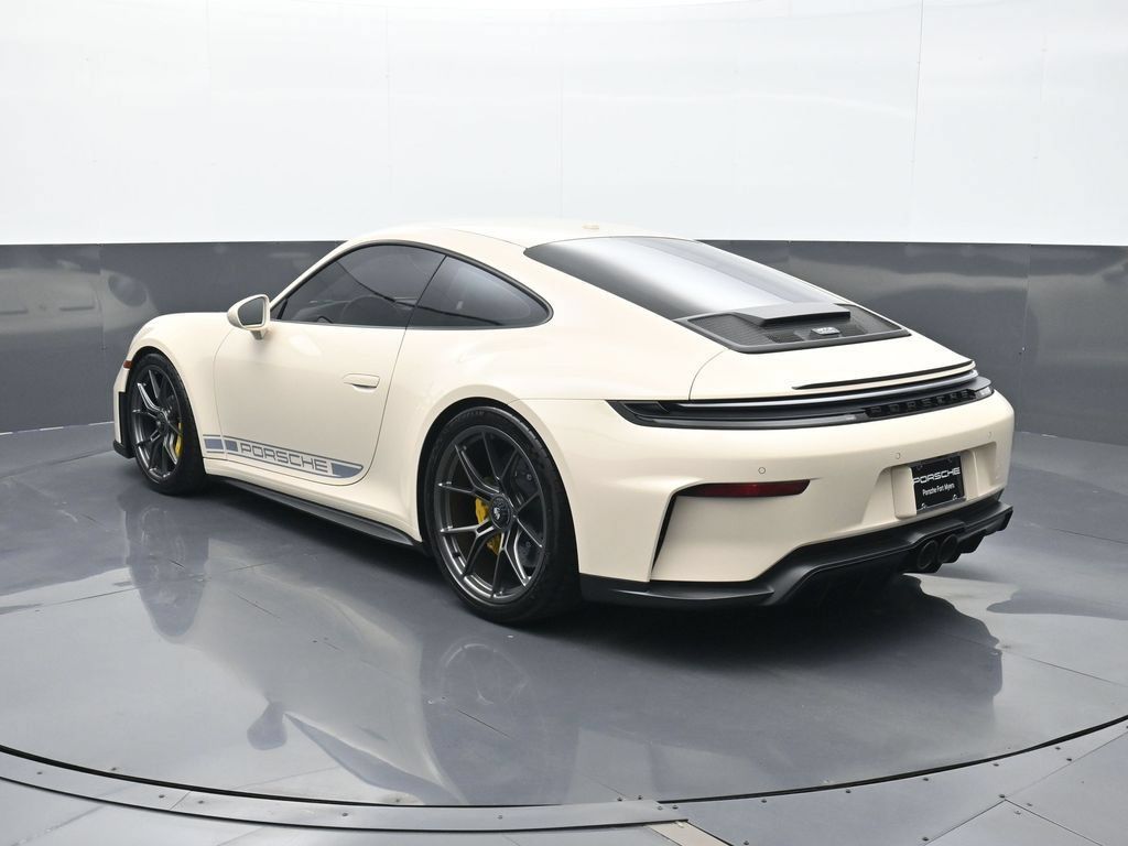 Certified 2026 Porsche 911 GT3 RWD image 3