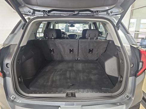 Used 2019 GMC Terrain SLE w/ Driver Convenience Package AWD/4WD image 14
