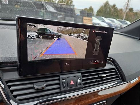 Certified 2021 Audi Q5 2.0T Premium w/ Convenience Package image 18