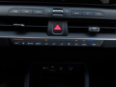 Used 2025 Kia K4 FWD image 28