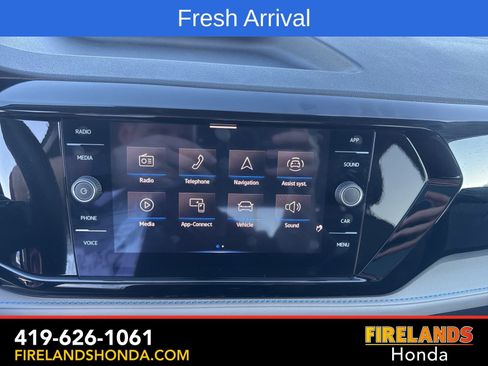 Used 2024 Volkswagen Taos SE image 19