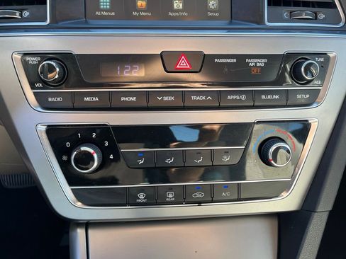 Used 2016 Hyundai Sonata SE image 35