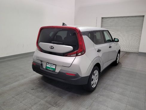 Used 2021 Kia Soul LX FWD image 9