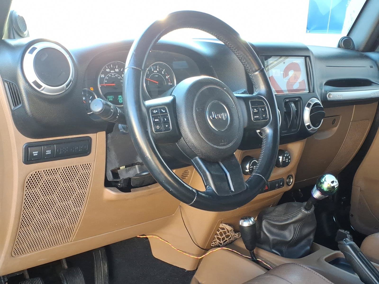 Used 2011 Jeep Wrangler Rubicon w/ PWR Convenience Group AWD/4WD image 6