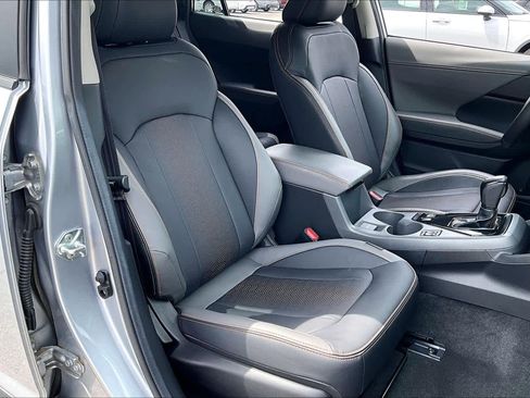 Used 2025 Subaru Crosstrek 2.5i Limited w/ Crosstrek Mirror Package AWD/4WD image 9